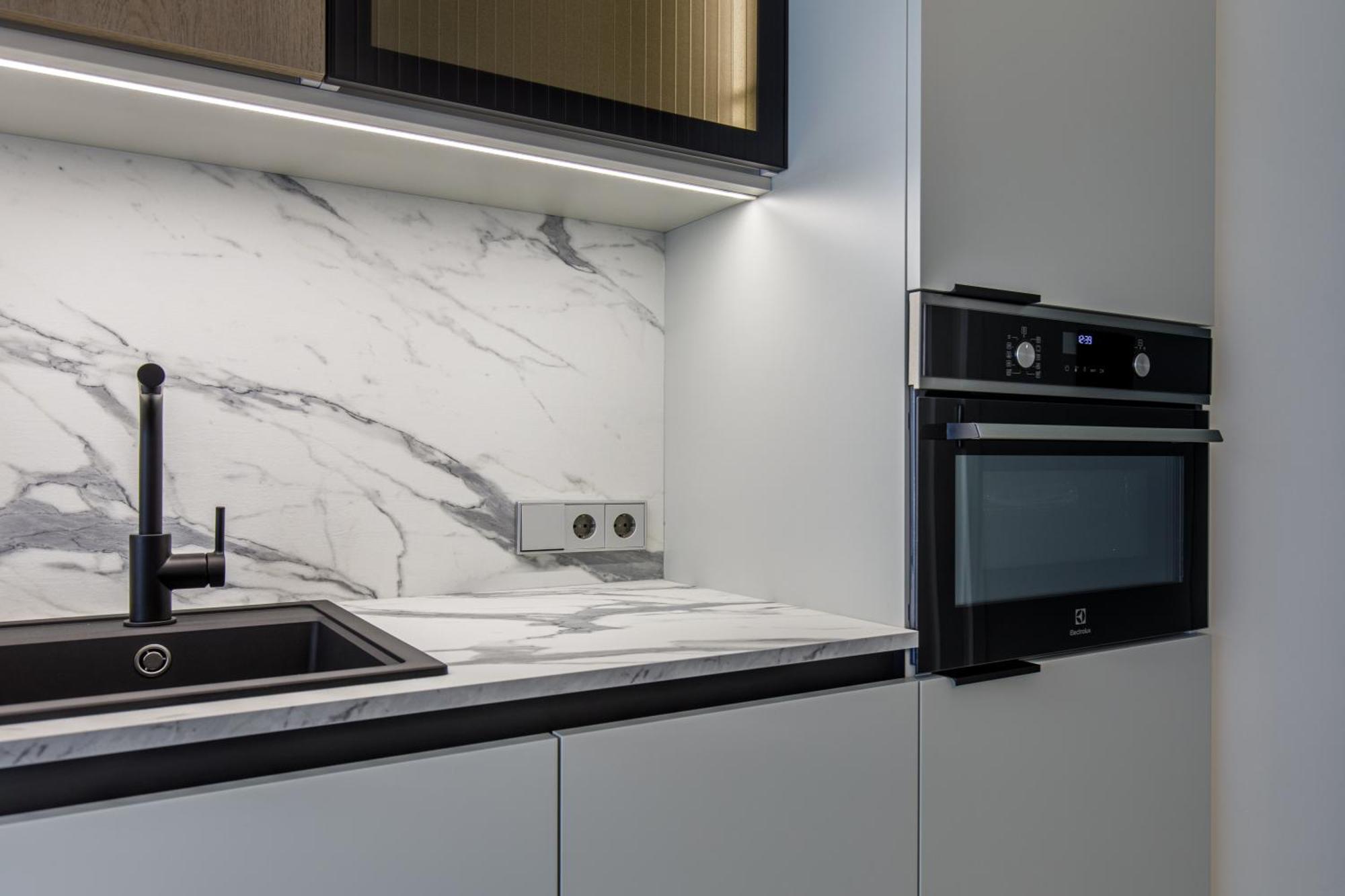 Apartment Lovely Noblessner Studio, Free Underground Parking! *